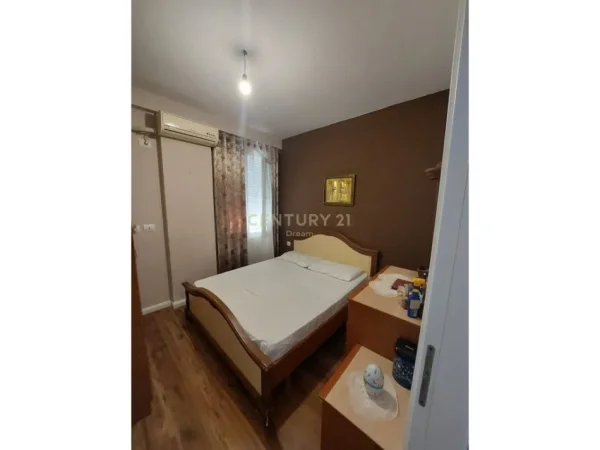 Tirane, shitet apartament 2+1 Kati 3, 79 m² 139.000 € (Kinostudio)