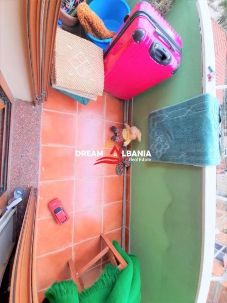 Tirane, jepet me qera apartament 2+1 , 90 m² 500 € (tek Pazari i ri ne rrugen Tefta Tashko Koco)