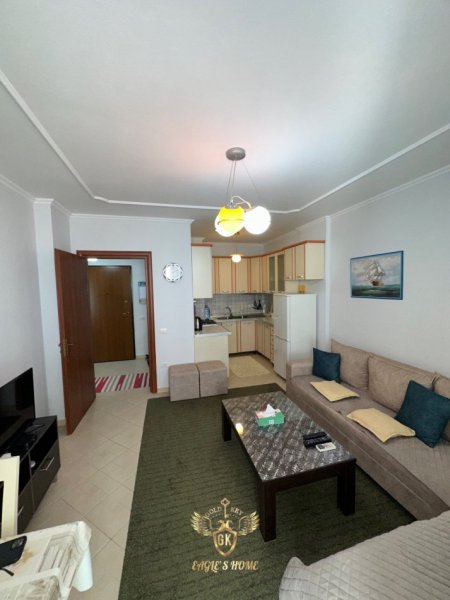 Durres, shes apartament 1+1+Ballkon , 108.800 € (shkembi kavajes 0692039456)