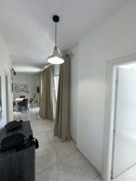 Durres, shes apartament , (Shitet Apartament 1+1 + Ballkon Pamje Deti Rrota kuqe ,Plazh • 125.000€ +355 069 20 39 456 • 61.6 ㎡ Bruto • Total Mobiluar • Kati 9 banim pallat i ri me ashensor dhe administrim te rregullt (jo i fundit...