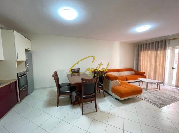 Tirane, jepet me qera apartament 2+1 Kati 4, 110 m² 500 € (ASTIR)