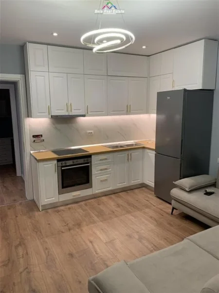 Tirane, jepet me qera apartament 2+1 Kati 3, 70 m² 700 € (don bosko)