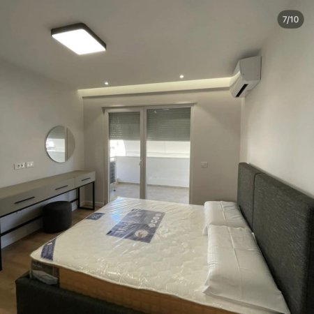 Tirane, jepet me qera apartament 2+1+Ballkon Kati 6, 110 m² 950 € (Prane Shkolles se Baletit)