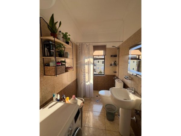 SHITET SUPER APARTAMENT 1+1 NE MYSLYM SHYR , SHKOLLA PJETER BUDI