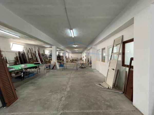 Durres, shitet ambjent biznesi Kati 3, 880 m² 680.000 € (Shkozet)
