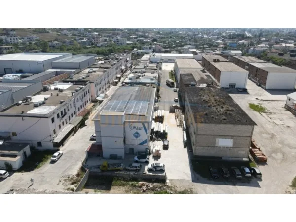 Durres, shitet ambjent biznesi Kati 3, 880 m² 680.000 € (Shkozet)