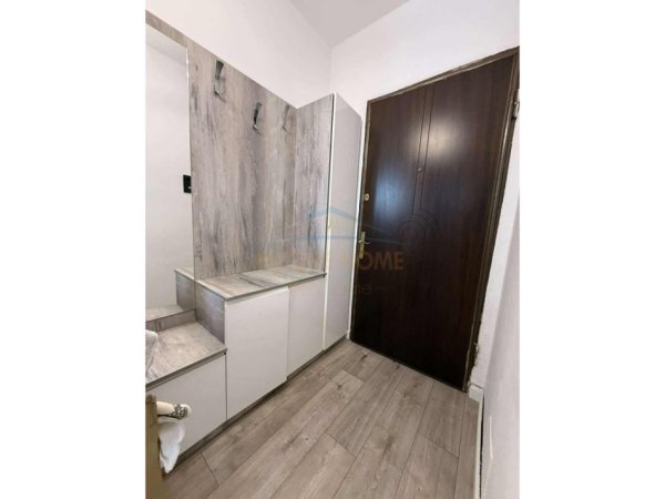 Tirane, jepet me qera apartament 1+1 Kati 3, 56 m² 400 € (Unaza e Re)