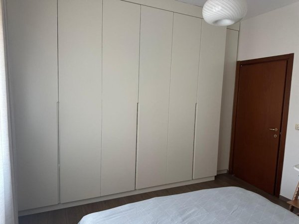 Tirane, jepet me qera apartament 2+1 , 90 m² 750 € (Him Kolli, Myslym Shyri)