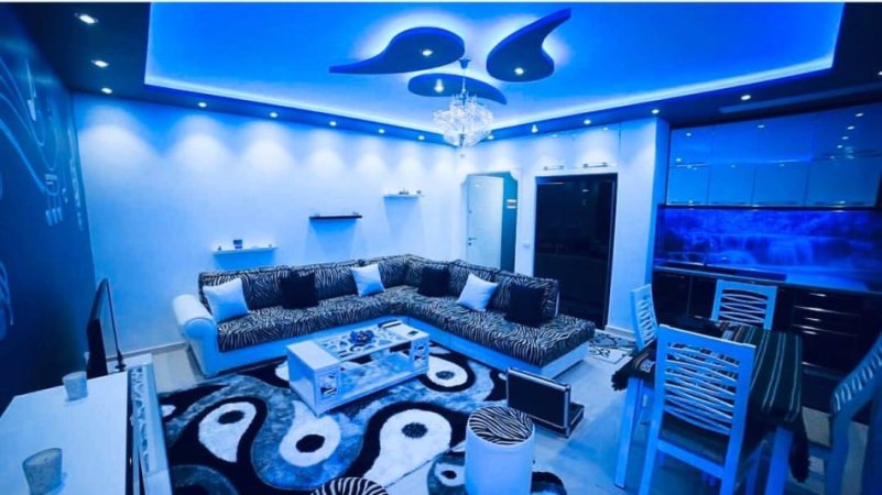 Tirane, jepet me qera apartament 2+1+Ballkon Kati 8, 90 m² 500 € (Astir)