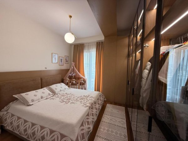 Tirane, shitet apartament 2+1 Kati 8, 132 m² 345.000 € (Brryl, Shkolla e Kuqe)