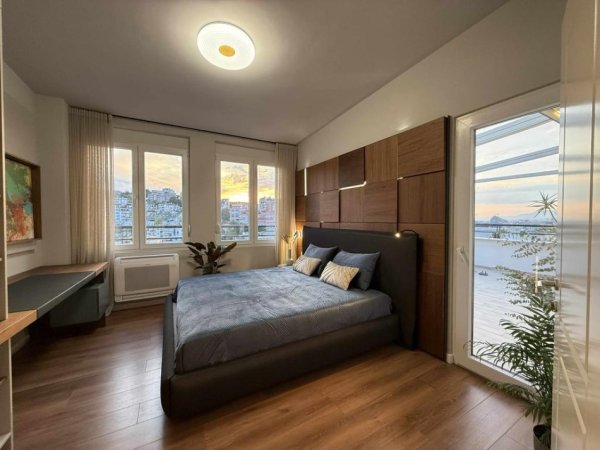 Tirane, shitet apartament 3+1+Aneks+Ballkon Kati 7, 200 m² 440.000 € (Liqeni i thate)