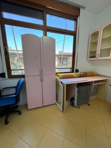 Tirane, shitet apartament 1+1+Ballkon Kati 2, 54 m² 112.000 € .Rruga Bardhyl.