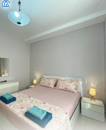 !!Dhene!!Durres, jepet me qera apartament 1+1+Ballkon Kati 5, 80 m² 450 € (Rruga Egnatia, prane Tatimeve)