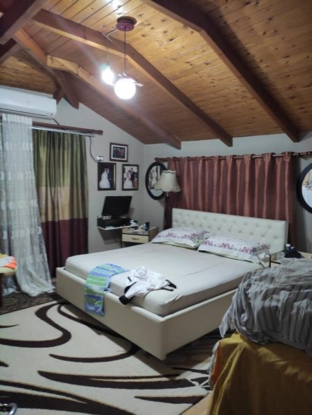 Tirane, shitet 3 Katshe , 550 m² 1.000.000 € (Qender)