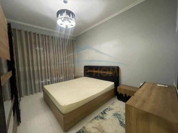 Tirane, jepet me qera apartament Kati 3, 126 m² 900 Euro (Kompleksi Delijorgji)