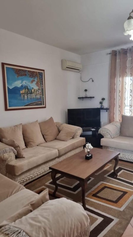 Tirane, jepet me qera apartament 2+1+BLK Kati 6, 105 m² 550 Euro (Selvia)