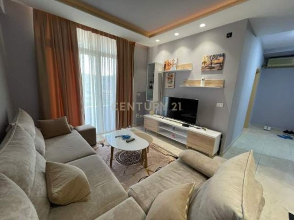 Tirane, jepet me qera apartament 1+1+BLK Kati 3, 66 m² 400 Euro (Kompleksi Fratari, Astiri)