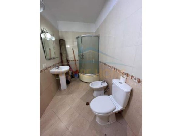 Tirane, shes apartament 2+1+BLK Kati 1, 110 m² 105.000 Euro (Unaza e Re)