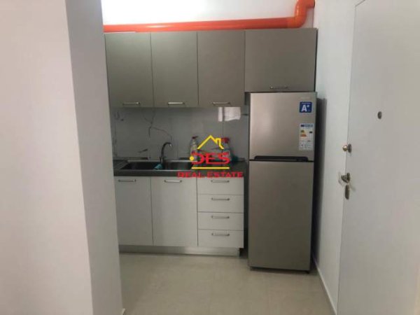 Vlore, jepet me qera apartament 2+1+BLK Kati 6, 104 m² 400 Euro (Rruga Cajupi,Vlore)