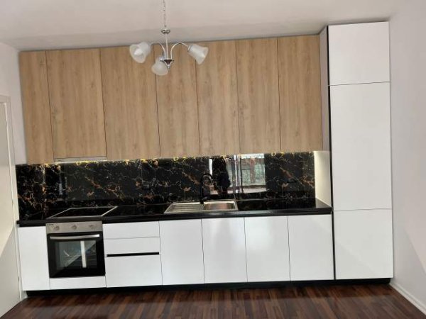 Tirane, jepet me qera apartament 2+1+BLK Kati 2, 90 m² 30.000 Leke (mikel maruli)