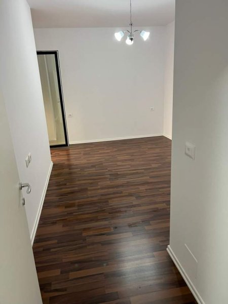 Tirane, jepet me qera apartament 2+1+BLK Kati 2, 90 m² 30.000 Leke (mikel maruli)