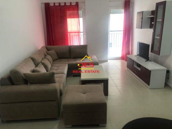 Vlore, jepet me qera apartament 2+1+BLK Kati 5, 1.104 m² 400 Euro (Rruga Cajupi,Vlore)