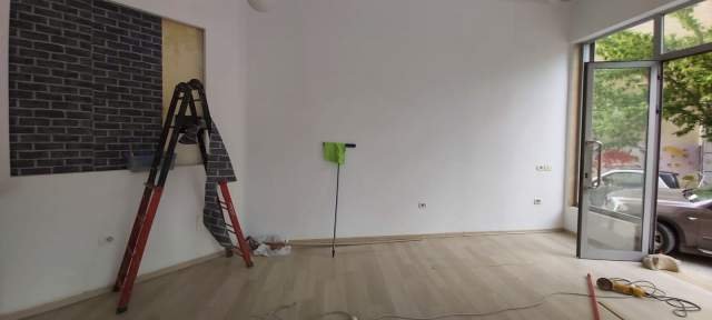 Tirane, jepet me qera ambjent biznesi Kati 0, 33 m² 350 Euro (Vaso Pasha)