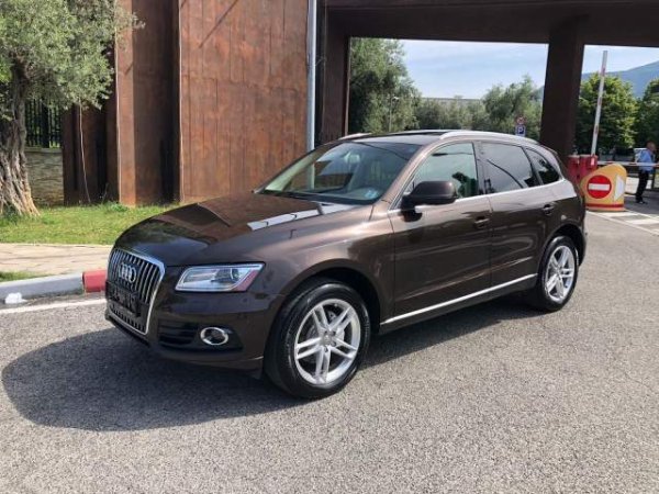 Tirane, shes xhip AUDI Q5 PREMIUM 2.0 T BENZINE FULL FULL OPTION  Viti 2014,