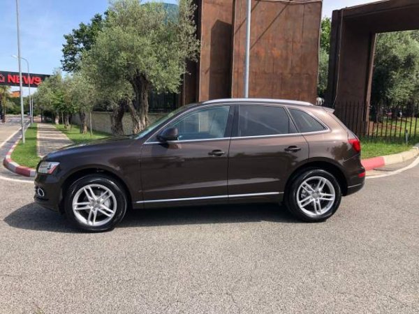 Tirane, shes xhip AUDI Q5 PREMIUM 2.0 T BENZINE FULL FULL OPTION  Viti 2014,