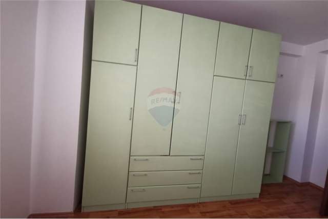 Tirane, jepet me qera apartament 2+1+A+BLK Kati 2, 100 m² 450 Euro (Rruga Him Kolli)