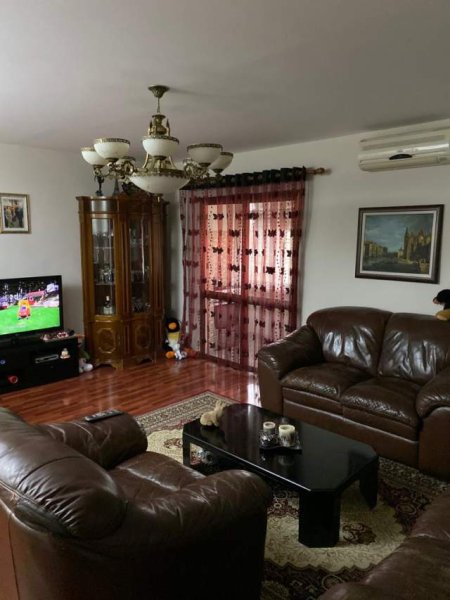 Tirane, jepet me qera apartament 2+1+A+BLK Kati 5, 90 m² 500 Euro (rruga fortuzi)