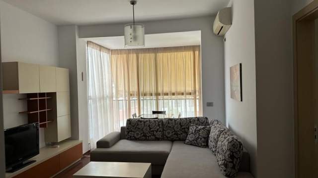 Tirane, jepet me qera apartament 1+1 Kati 4, 60 m² 60.000 Leke (Afer Kika2)