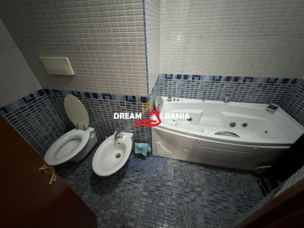 Tirane, jepet me qera apartament 2+1 , 130 m² 700 € (ne Don Bosko, prane Bar Artistit)