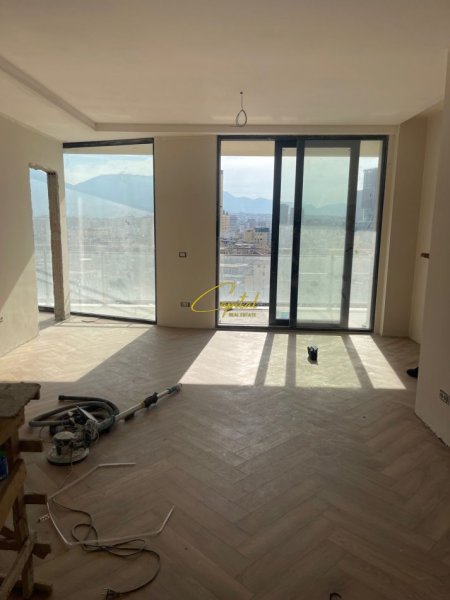 Tirane, jepet me qera apartament 2+1 Kati 12, 105 m² 800 € (REZIDENCA GOLDEN TOWER)