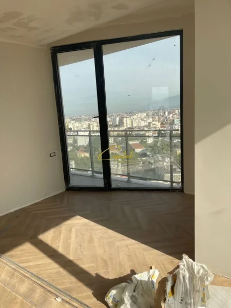 Tirane, jepet me qera apartament 2+1 Kati 12, 105 m² 800 € (REZIDENCA GOLDEN TOWER)