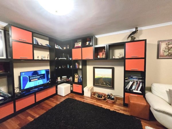 Tirane, shitet apartament 2+1 , 130 m² 225.000 € (brenda unazes vogel)
