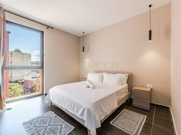 Tirane, jepet me qera apartament 1+1 Kati 7, 74 m² 1.000 € (Rruga e Kavajes Tirana Albania)