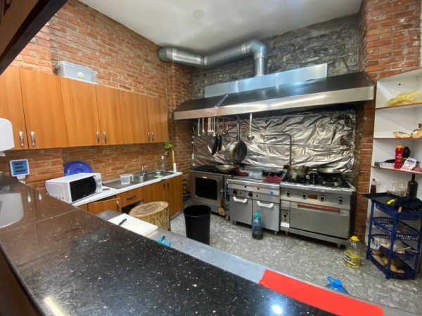 Jepet me Qera Restorant në Ibë,  vetëm pak minuta larg Tiranës . , Kati 0, 1.000 €uro