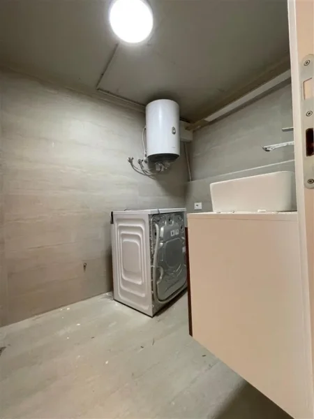 Tirane, shitet apartament duplex 1+1 Kati 1, 70 m² 95.000 € (GOLDEN PARK 3)