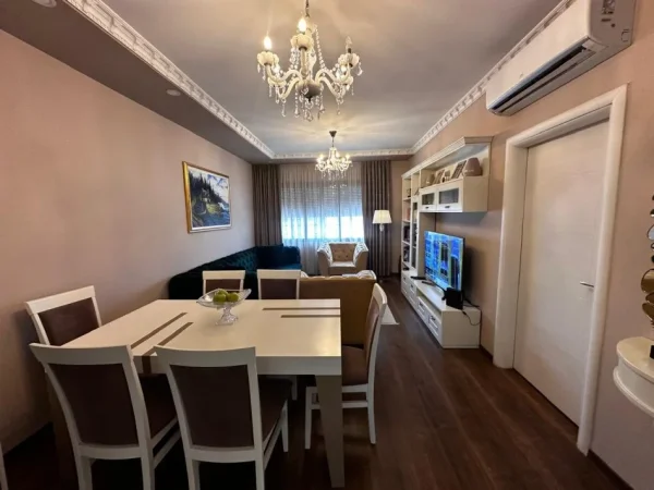 Tirane, shes apartament 3+1+Ballkon Kati 8, 112 m² 168.000 €