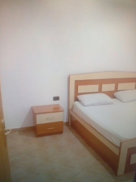 Tirane, jepet me qera apartament 1+1 Kati 5, 610 € 