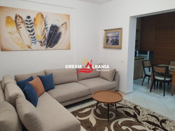 Tirane, jepet me qera apartament 1+1 , 65 m² 550 € (Kodra e Diellit)
