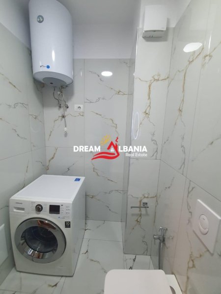Tirane, jepet me qera apartament 1+1 , 65 m² 550 € (Kodra e Diellit)