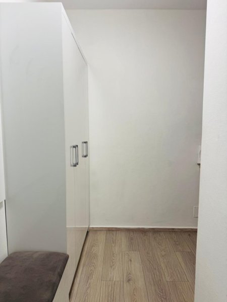 Tirane, jepet me qera apartament 2+1+Ballkon Kati 2, 85 m² 550 € (Astir , prane bar 2 palmave)