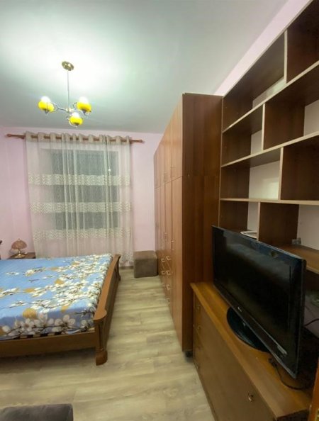 Tirane, jepet me qera apartament 2+1 Kati 2, 460 € 