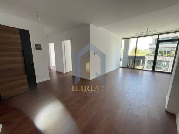 Tirane, jepet me qera apartament 2+1+Ballkon Kati 1, 95 m² 1.300 € 