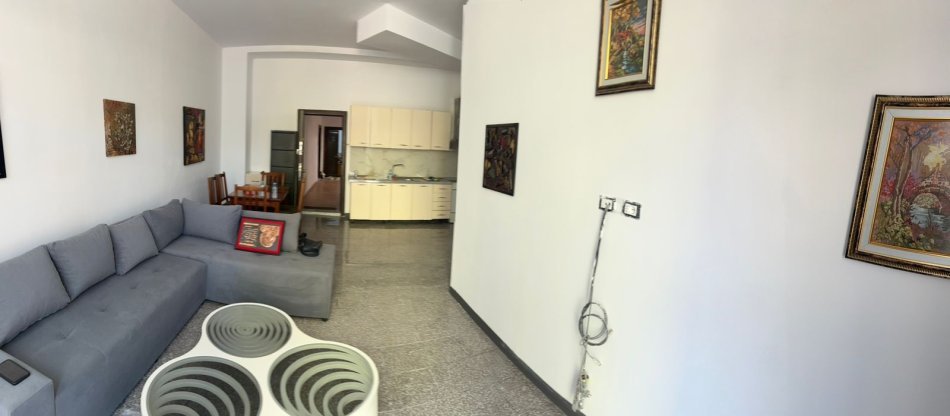 Tirane, jepet me qera apartament 2+1 Kati 1, 710 € 