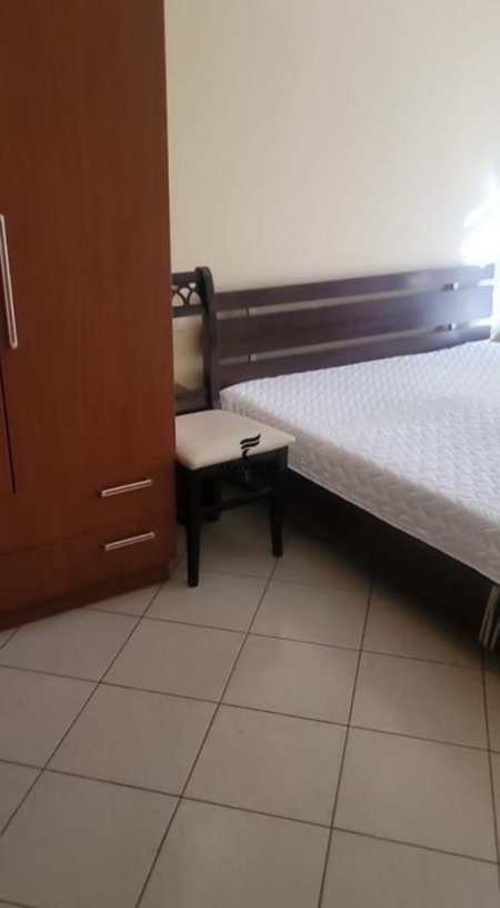 Tirane, jepet me qera apartament 2+1+Ballkon Kati 2, 100 m² 450 € 