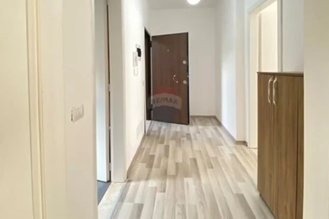 Tirane, shitet apartament 1+1 Kati 1, 81 m² 97.800 € (ID: 530581005-10)