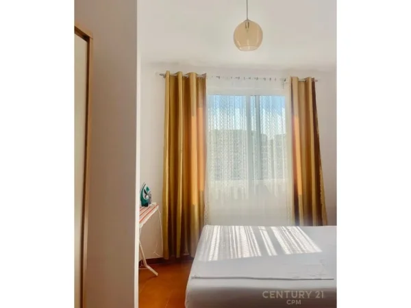 Tirane, jepet me qera apartament 1+1 Kati 7, 70 m² 450 € (Astir)